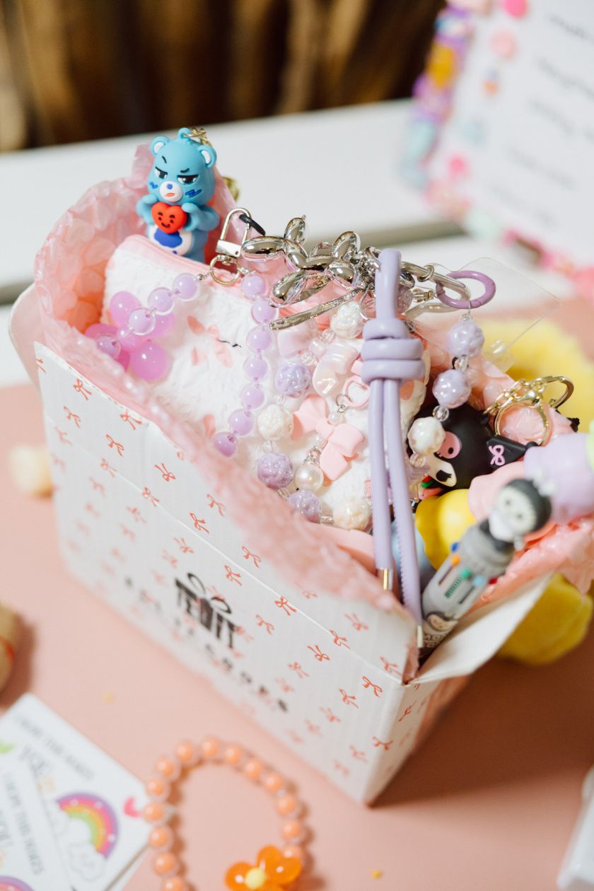 Ellascoops Mystery Scoops and Gifts