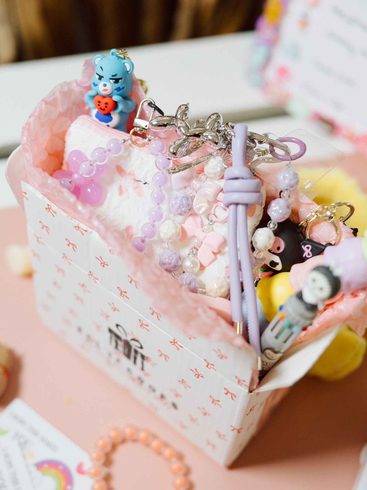 Ellascoops Mystery Scoops and Gifts