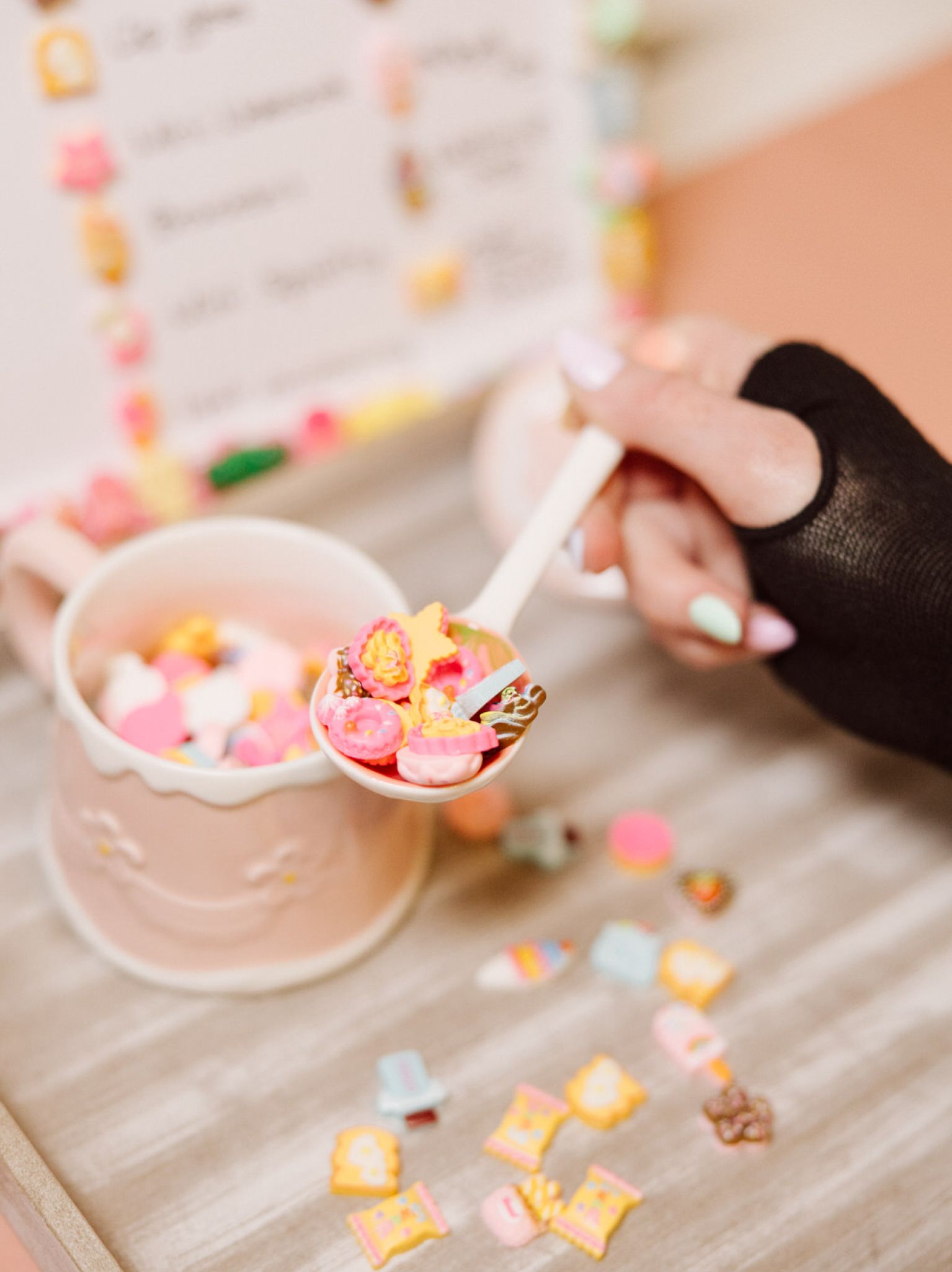 Ellascoops Mystery Scoops and Gifts